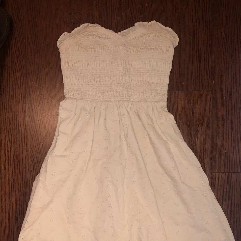 Prettiest Eyelet Summer Dress! Size XS